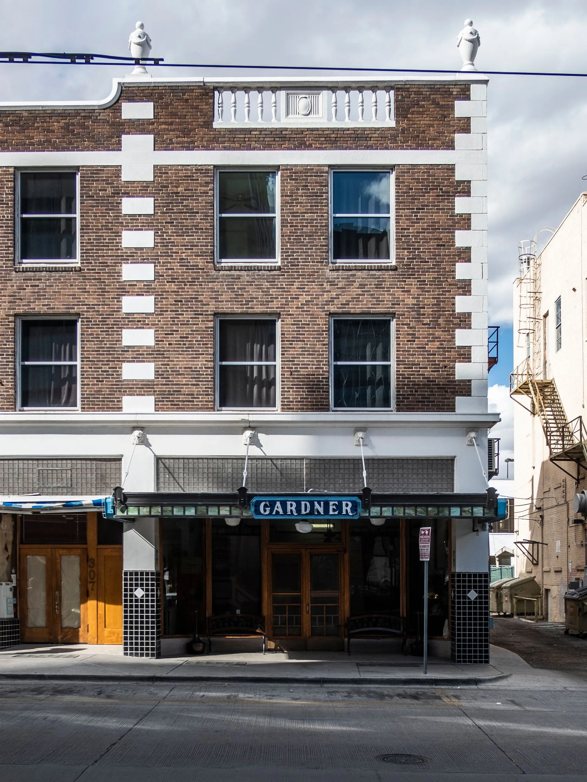 Gardner Hotel