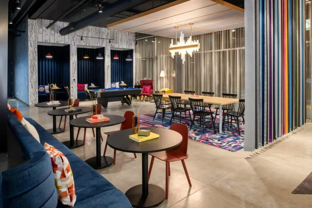 Aloft Sacramento Airport Natomas