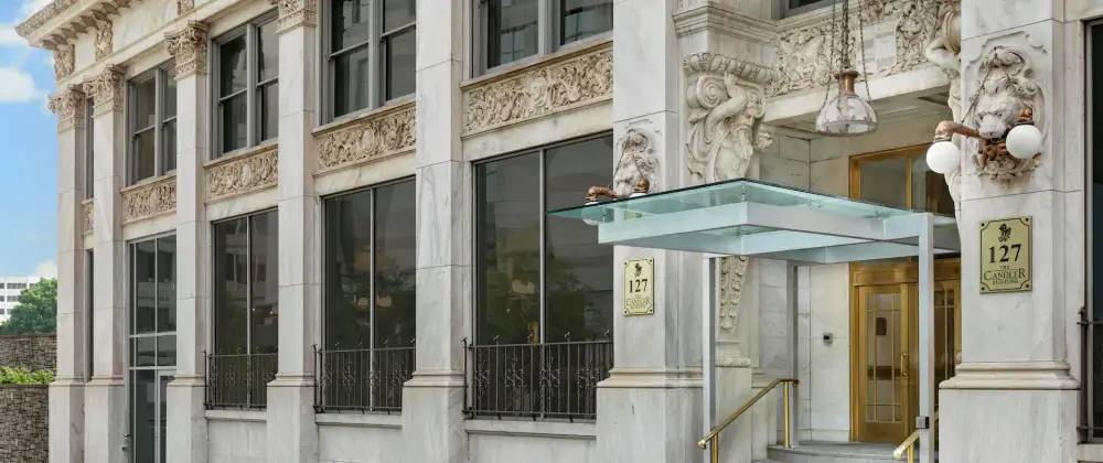 The Candler Hotel Atlanta, Curio Collection by Hilton