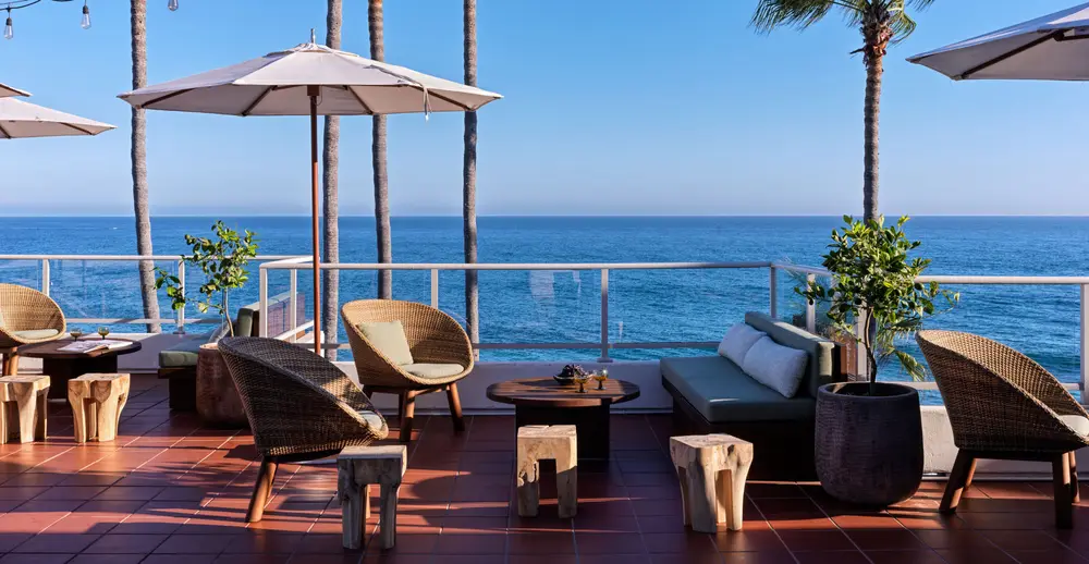 Casa Loma Beach Hotel