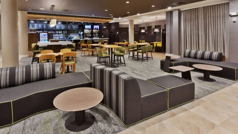 Courtyard by Marriott Fresno Downtown
