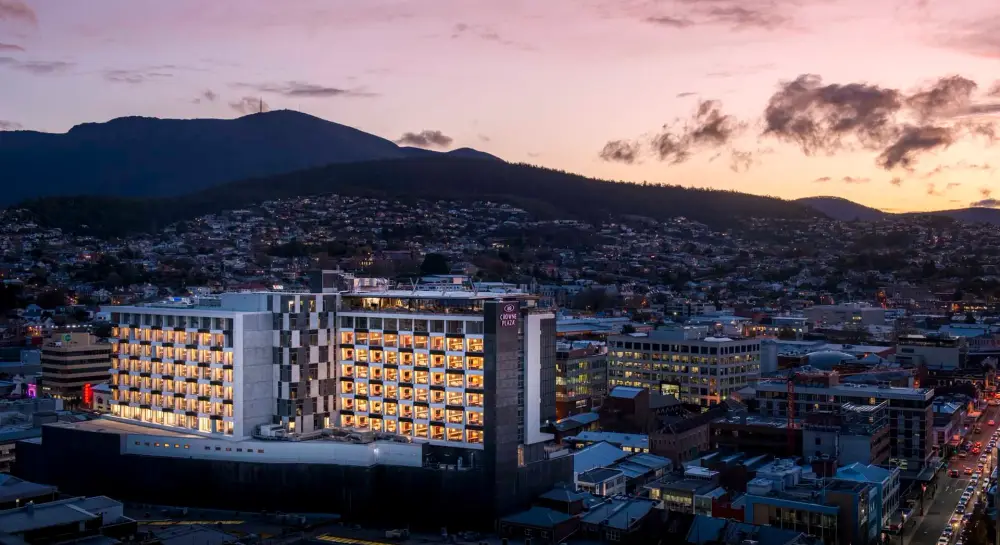 Crowne Plaza Hobart