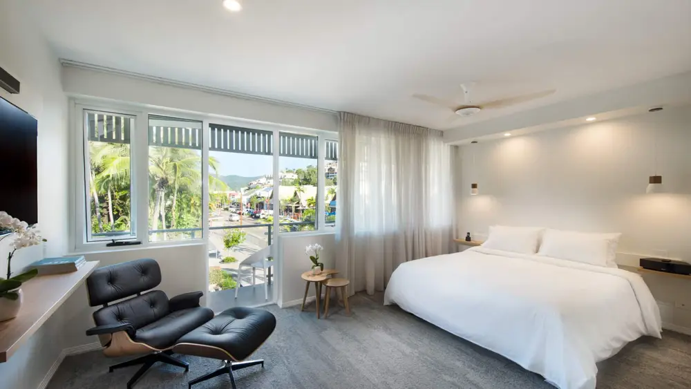 Heart Hotel and Gallery Whitsundays