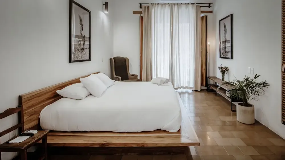 Hotel Sin Nombre