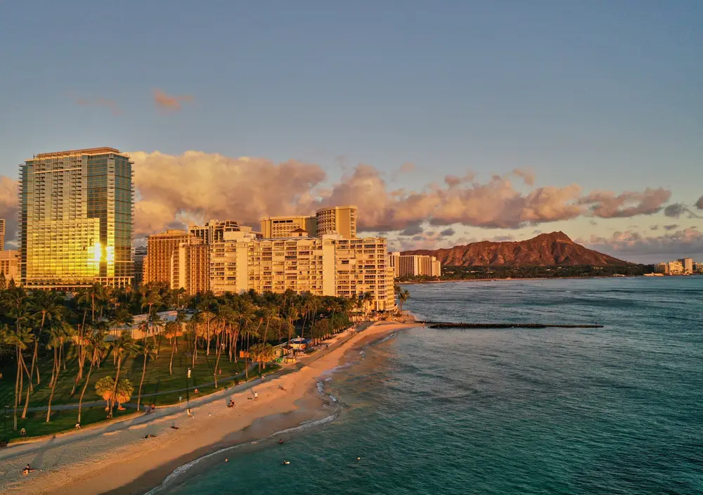 Ka La'i Waikīkī Beach, LXR Hotels & Resorts