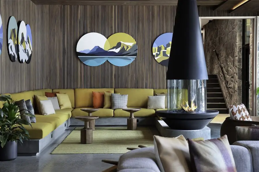 Moxy Banff