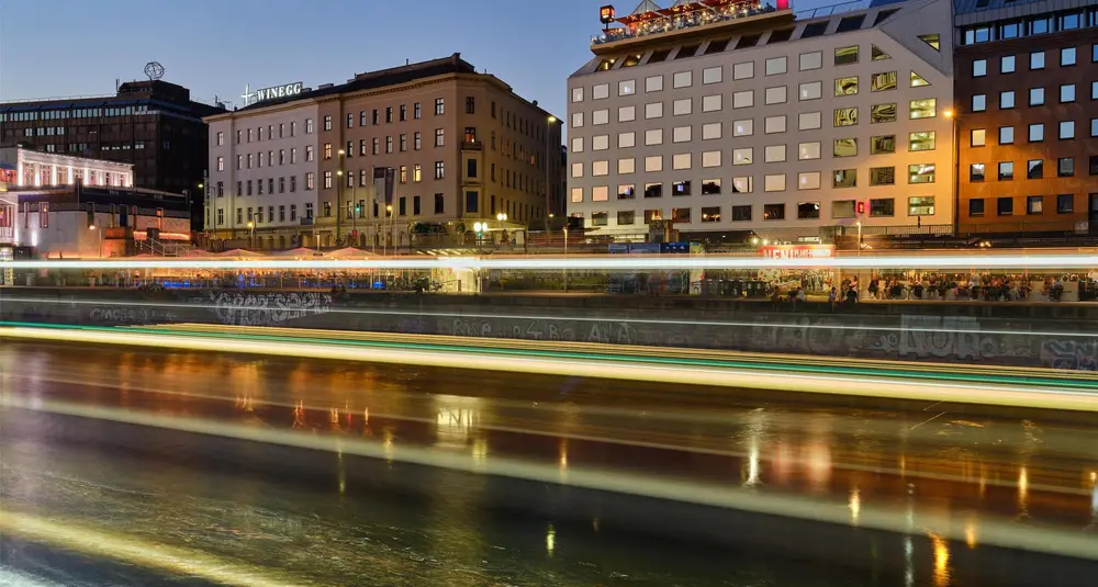 Radisson RED Vienna Danube Riverside