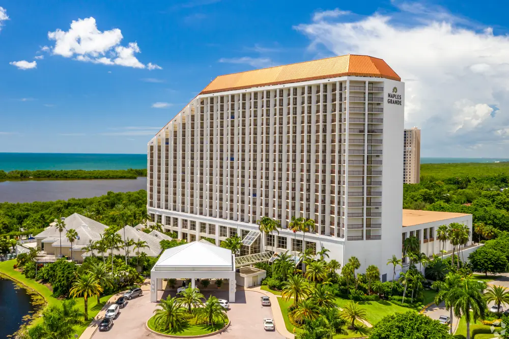Signia Hilton Naples Grande Beach Resort
